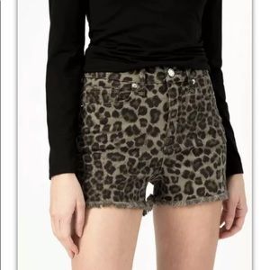 GOOD AMERICAN Size 20 Olive Leopard Cut Off Shorts Sage Women Denim Short NWT